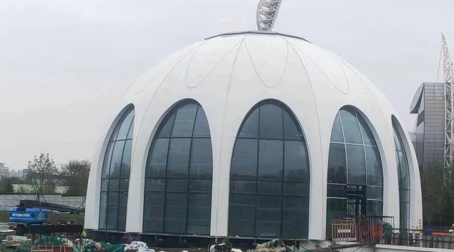 天津泰達(dá)時尚廣場--飾紀(jì)上品UHPC幕墻板項(xiàng)目