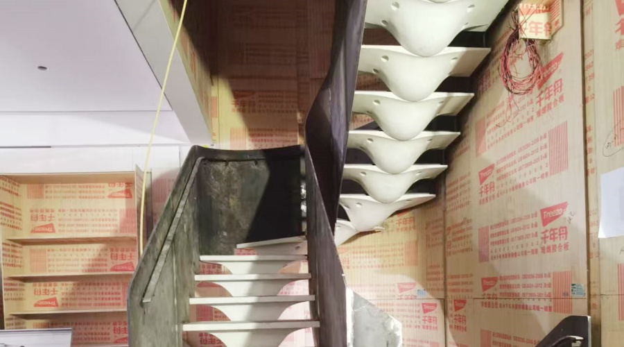 飾紀上品GRG廠家-山東皇家私人定制GRG旋轉樓梯魚骨造型