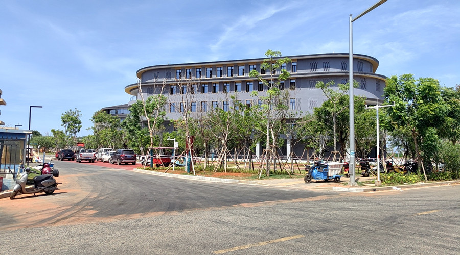 海南中央民族大學(xué)UHPC幕墻板工程案例 海南中央民族大學(xué)UHPC幕墻板工程案例