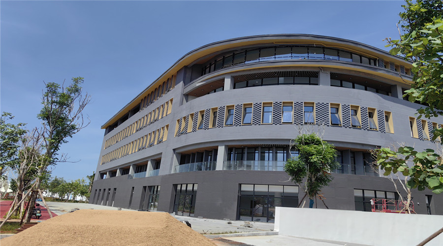 海南中央民族大學(xué)UHPC幕墻板工程案例 海南中央民族大學(xué)UHPC幕墻板工程案例