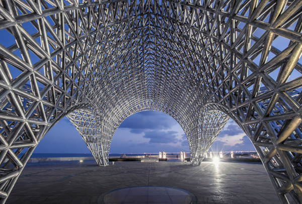 鋼結(jié)構(gòu)